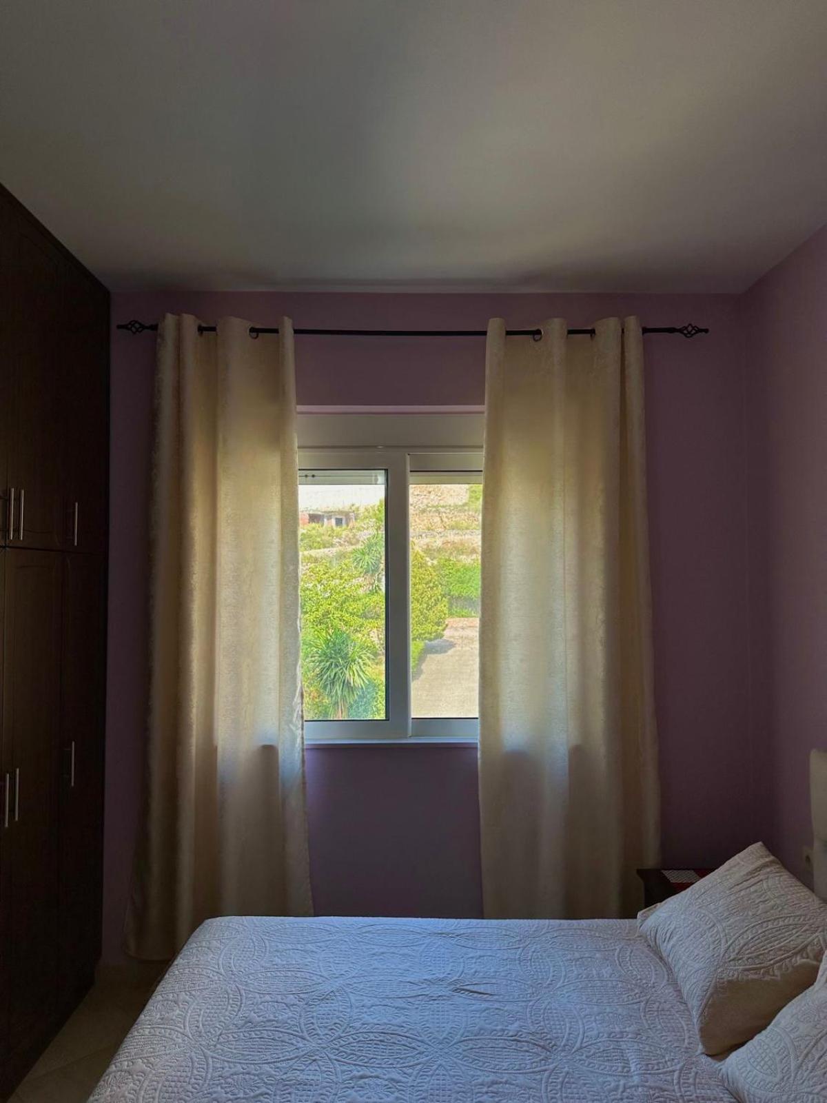 Esmeralda Apartaments Sarandë Exterior foto